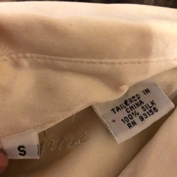 100% Silk Nordstrom Cypress Grove Tailored Blouse - Picture 2 of 4